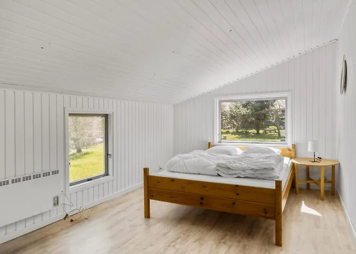 4 Bedroom Cozy In